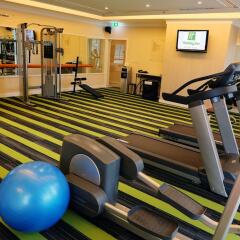 Отель Holiday Inn Bangkok Silom фитнесс-зал фото 2