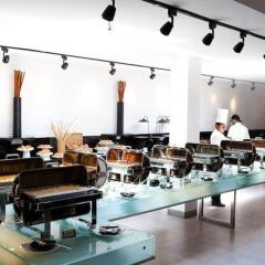 Club Hotel Dolphin питание
