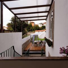 Отель Álvares Cabral Guest House балкон