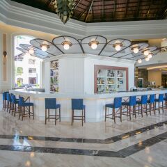 Отель Majestic Mirage Punta Cana All Suites, All Inclusive Доминикана, Пунта Кана - отзывы, цены и фото номеров - забронировать отель Majestic Mirage Punta Cana All Suites, All Inclusive онлайн гостиничный бар