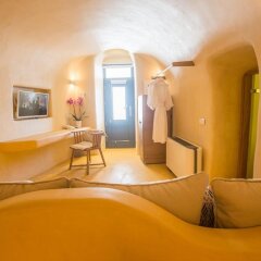 Отель Efterpi Villas Греция, Остров Санторини - отзывы, цены и фото номеров - забронировать отель Efterpi Villas онлайн комната для гостей фото 3