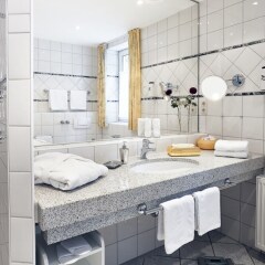 Отель Kurpark Villa Aslan ванная