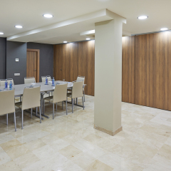Отель NH Barcelona Les Corts Испания, Барселона - 1 отзыв об отеле, цены и фото номеров - забронировать отель NH Barcelona Les Corts онлайн помещение для мероприятий фото 2