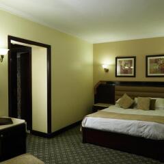 Pyramisa Suites Hotel & Casino Cairo 5* Стандартный номер с различными типами кроватей фото 3