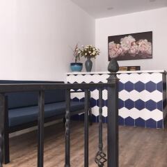 Апартаменты AirAnc 602 Airport Apartments and Cars