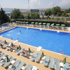 Montecito Hotel бассейн