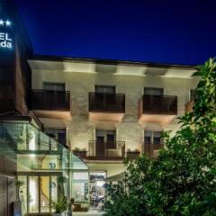Hotel Jolanda Сан-Микеле-аль-Тальяменто фото 8