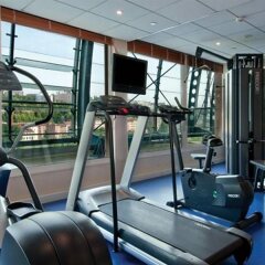 Отель Marriott Lyon Cité Internationale Франция, Лион - отзывы, цены и фото номеров - забронировать отель Marriott Lyon Cité Internationale онлайн фитнесс-зал фото 4