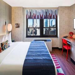 The Paul, an Ascend Hotel Collection Member 4* Стандартный номер с двуспальной кроватью