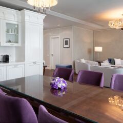 Гостиница Residences Moscow в Москве отзывы, цены и фото номеров - забронировать гостиницу Residences Moscow онлайн Москва комната для гостей фото 3