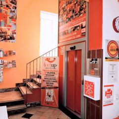 Отель Home Backpackers Valencia by Feetup Hostels Испания, Валенсия - отзывы, цены и фото номеров - забронировать отель Home Backpackers Valencia by Feetup Hostels онлайн интерьер отеля