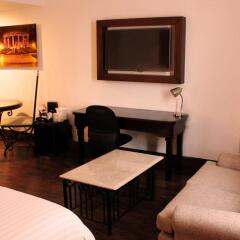 Holiday Inn Hotel & Suites Centro Historico комната для гостей фото 3