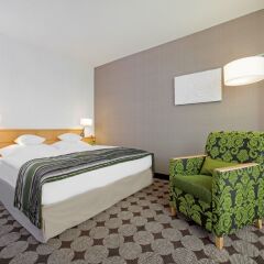 Moevenpick Hotel Nuernberg Airport комната для гостей фото 2