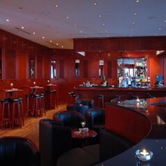 Отель Grand Excelsior Bur Dubai Дубай гостиничный бар