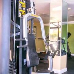 Red Lion Hotel Oakland International Airport спортивное сооружение