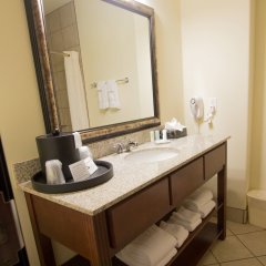 Comfort Suites San Antonio North - Stone Oak in San Antonio, United States of America from 112$, photos, reviews - zenhotels.com bathroom