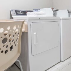 Отель Microtel Inn & Suites Modesto интерьер отеля фото 2