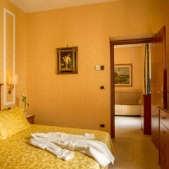 Amalia Hotel комната для гостей