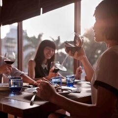 Отель Pullman Hanoi Ханой гостиничный бар