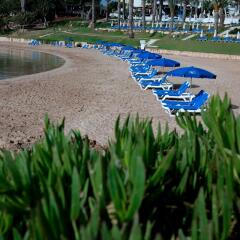 The Golden Coast Beach Hotel