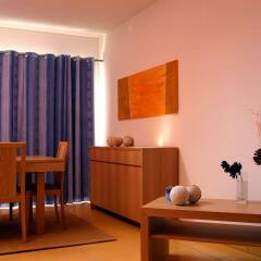 Отель Orada Apartamentos Turísticos Marina de Albufeira Португалия, Албуфейра - отзывы, цены и фото номеров - забронировать отель Orada Apartamentos Turísticos Marina de Albufeira онлайн комната для гостей