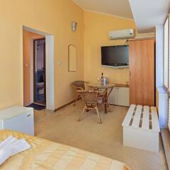 Отель Guest House Fotinov Болгария, Бургас - 1 отзыв об отеле, цены и фото номеров - забронировать отель Guest House Fotinov онлайн комната для гостей
