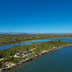 DoubleTree Resort by Hilton Hotel Fiji - Sonaisali Island фото 3