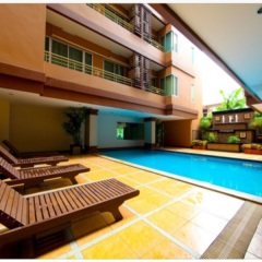 Отель Chara Ville Serviced Apartment Таиланд, Бангкок - отзывы, цены и фото номеров - забронировать отель Chara Ville Serviced Apartment онлайн бассейн фото 2