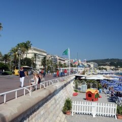 Отель Odalys City Nice Le Palais Rossini городской автобус