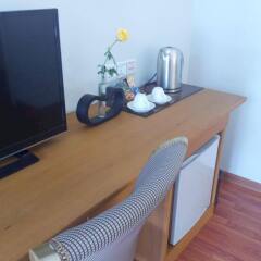 WEStay at the Grand Nyaung Shwe Hotel удобства в номере