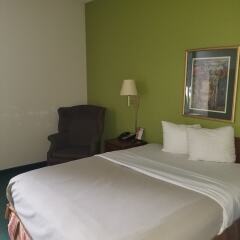 Отель Travel Inn - Columbus North США, Колумбус - отзывы, цены и фото номеров - забронировать отель Travel Inn - Columbus North онлайн фото 2