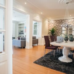 Отель Heima Homes Puerta Del Sol plaza Santa Ana Мадрид интерьер отеля