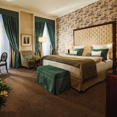 Отель Steigenberger Parkhotel Дюссельдорф комната для гостей