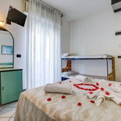 Hotel San Paolo Римини сейф в номере