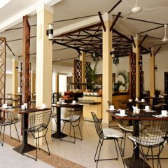 Отель Starfish Cuatro Palmas (ex Mercure) гостиничный бар
