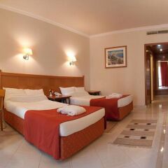 Отель Regina Swiss Inn Resort & Aqua Park комната для гостей фото 3