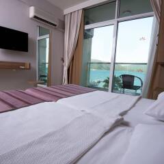 Sol Beach Hotel Турция, Мармарис - отзывы, цены и фото номеров - забронировать отель Sol Beach Hotel - All Inclusive - Adults Only онлайн комната для гостей фото 4