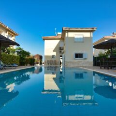 Отель Jason 8 Villa Кипр, Протарас - отзывы, цены и фото номеров - забронировать отель Jason 8 Villa онлайн с домашними животными