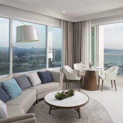 Отель White Sand Beach Residences Pattaya комната для гостей фото 5