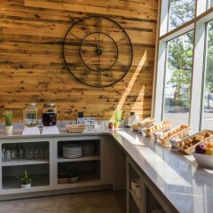 Отель ibis Styles New York LaGuardia Airport США, Нью-Йорк - отзывы, цены и фото номеров - забронировать отель ibis Styles New York LaGuardia Airport онлайн питание фото 2