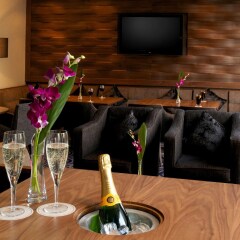 Отель DoubleTree by Hilton London Victoria Великобритания, Лондон - 3 отзыва об отеле, цены и фото номеров - забронировать отель DoubleTree by Hilton London Victoria онлайн гостиничный бар