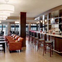 Отель Four Points by Sheraton Niagara Falls США, Ниагара-Фолс - отзывы, цены и фото номеров - забронировать отель Four Points by Sheraton Niagara Falls онлайн гостиничный бар