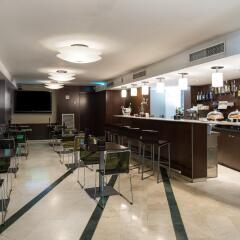 Hotel Catalonia Atenas гостиничный бар
