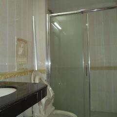 Chea Rithy Heng Hotel & KTV ванная