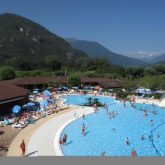 Отель Camping Continental Lido Вербания бассейн