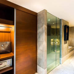 Отель Pattaya Sea Sand Sun Resort and Spa сейф в номере