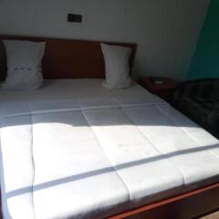 Отель Esre Blues Hotel Нигерия, Калабар - отзывы, цены и фото номеров - забронировать отель Esre Blues Hotel онлайн комната для гостей