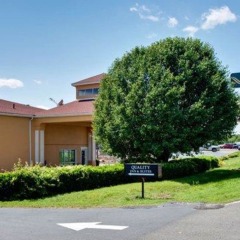 Отель Quality Inn And Suites Monroe парковка