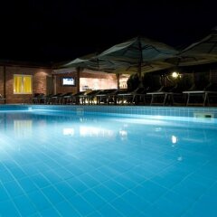 Grand Hotel Yerevan Ереван бассейн фото 2