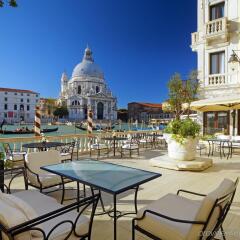 Отель The Westin Europa & Regina Италия, Венеция - отзывы, цены и фото номеров - забронировать отель The Westin Europa & Regina онлайн бассейн